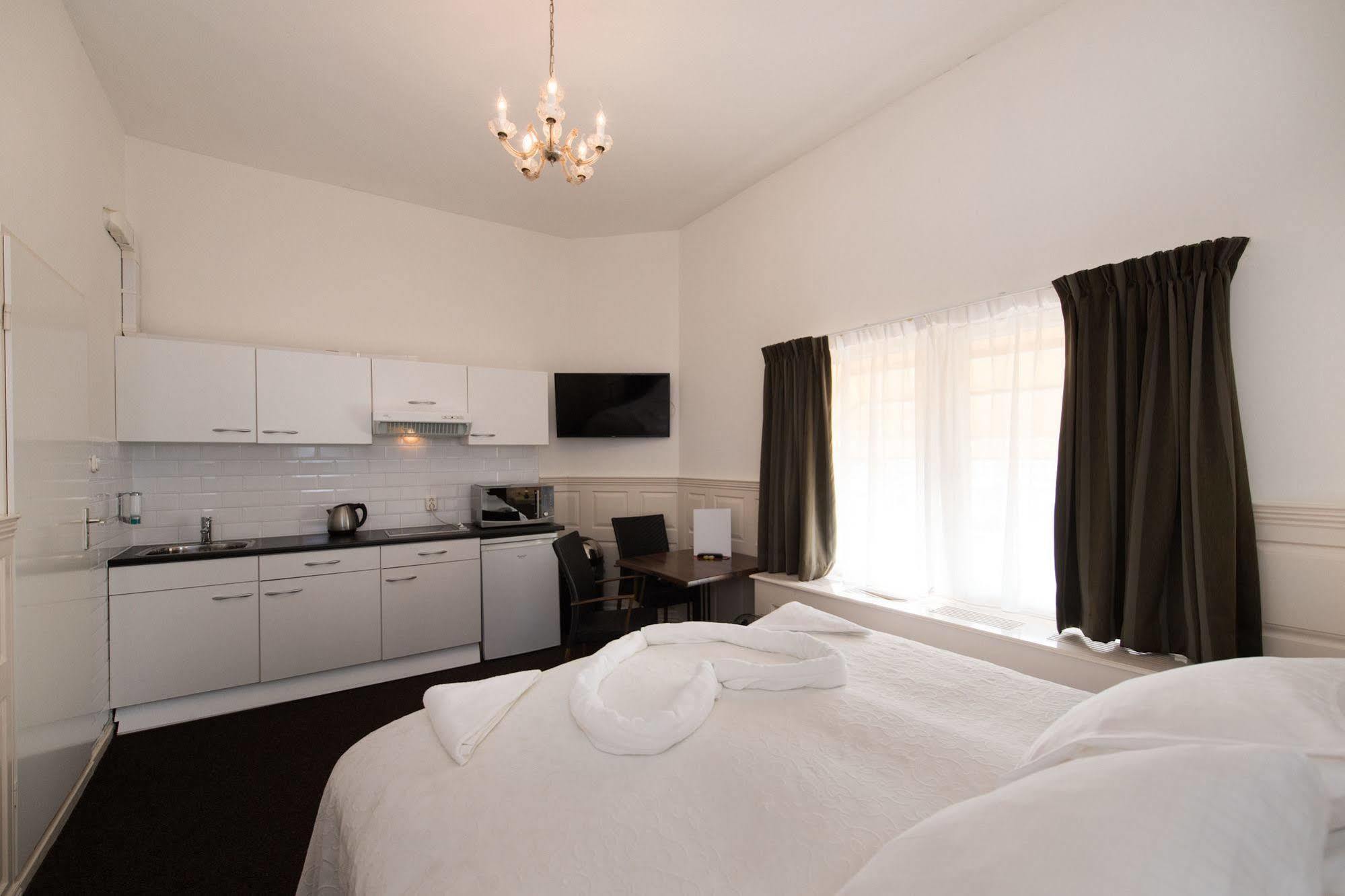 Hotel & Appartementen Bella Vista La Haye Extérieur photo