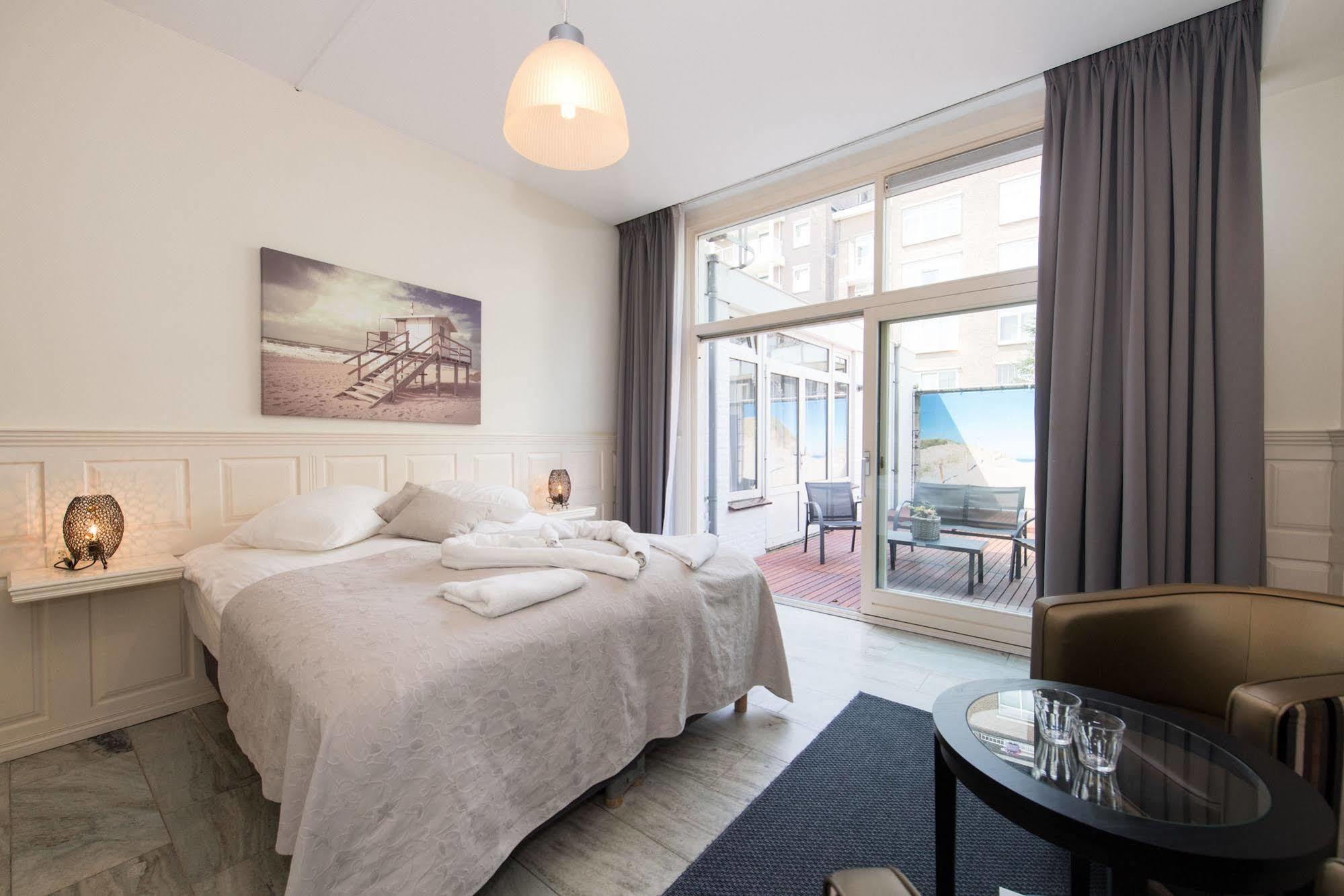 Hotel & Appartementen Bella Vista La Haye Extérieur photo
